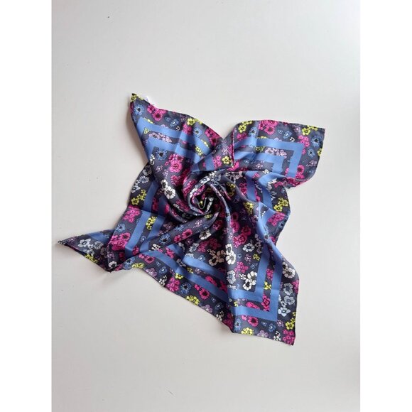 NWT ETEREO Blue Pink Floral Silk Twill 27" x 27" Square Scarf - Picture 1 of 11